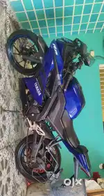 YAMAHA R15 V3 BS4