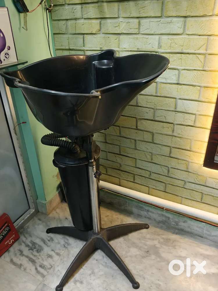 Shampoo station / Wash basin