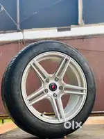 17 Inch 5 hole 114 Pcd 7.5j 4 Used Alloys & 215/55/17 4 used Tyers