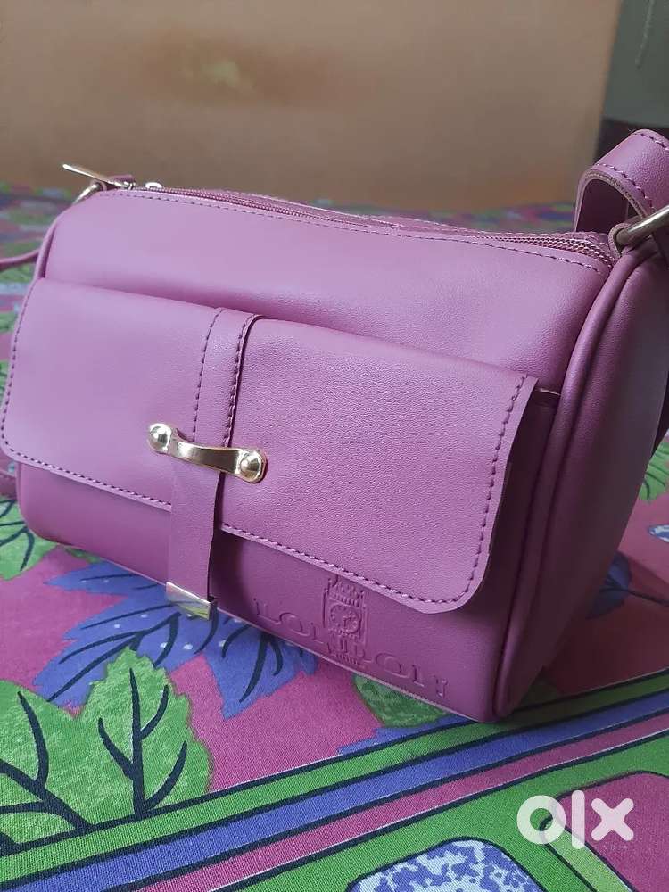 New design Sling bag for women at lowest price