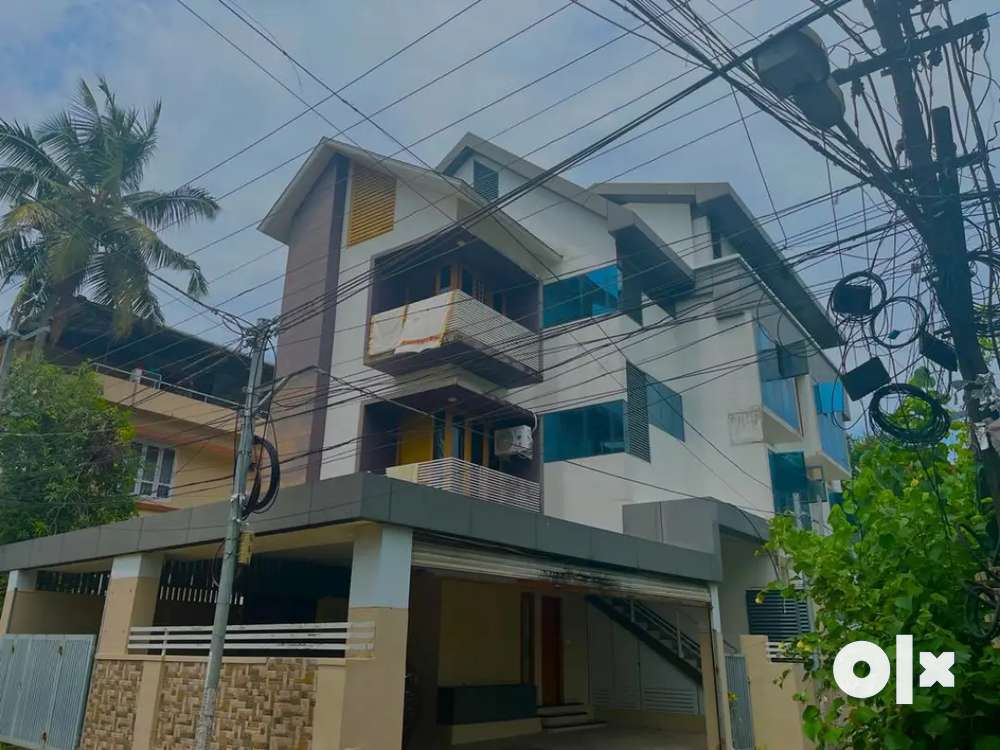 3800SQFT 3 STOREY HOUSE FOR SALE IN PACHALAM