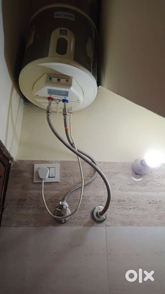 1 bhk studio apparment sharing