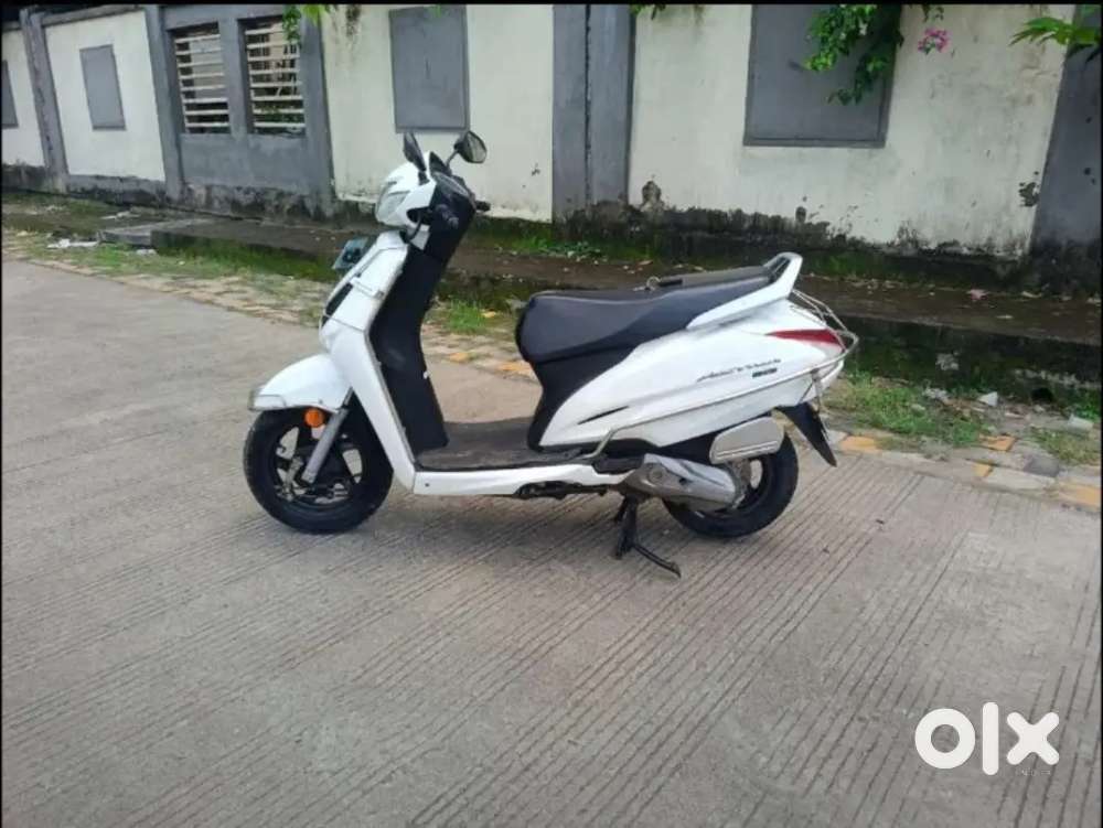 I want.     your    sel   my activa   new.   condition