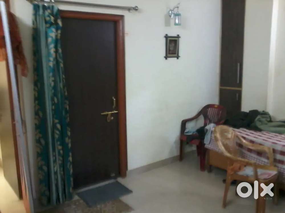 2 Bhk flat available near saket nagar