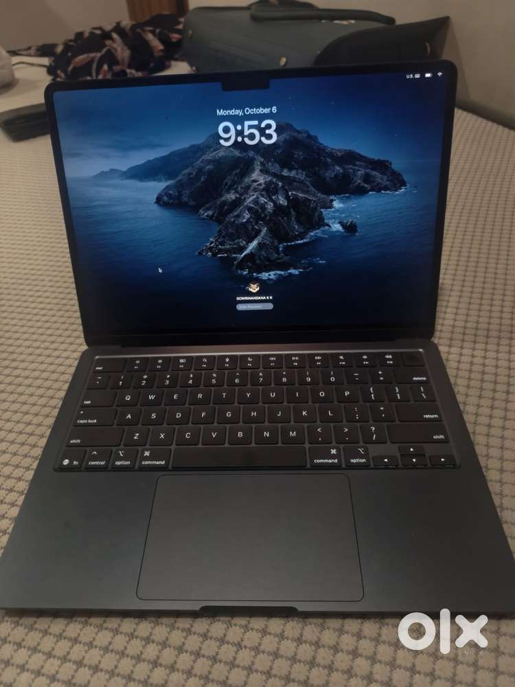 MACBOOK AIR M4