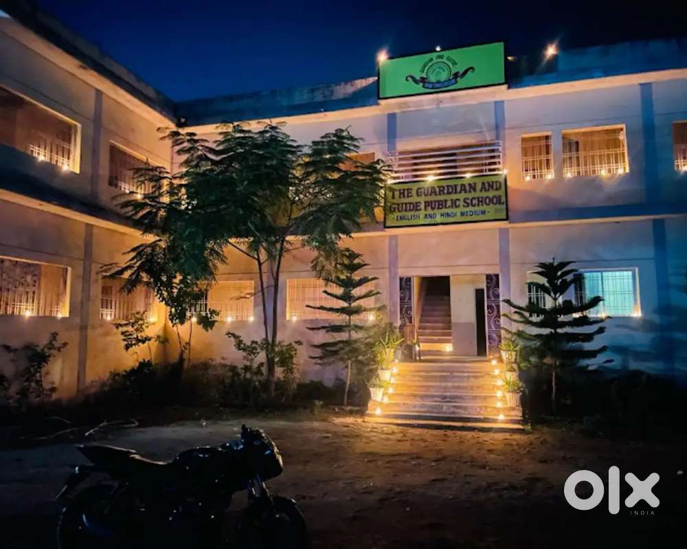 English, science and Mathematics Teacher required for School