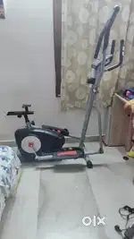 Cockatoo elliptical trainer