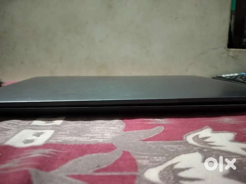 Lenovo (IdeaPad 3 15IAU7)