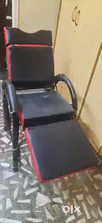 Saman bechana hai