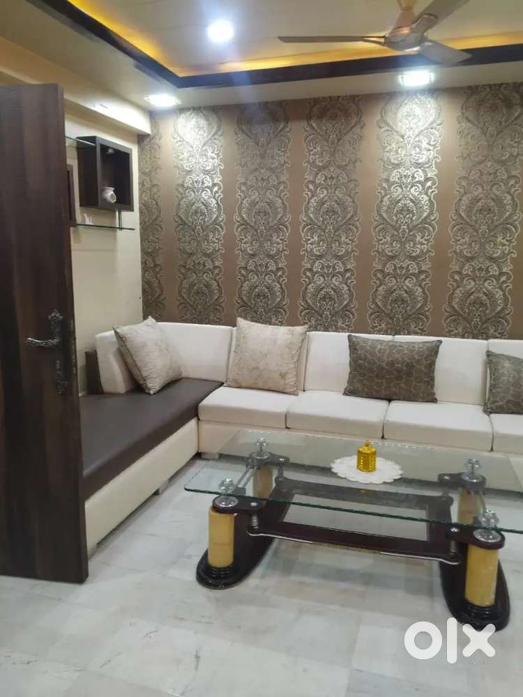 2 BHK FULLY FURNISHED FULLY MAINTAINED FULLY RENOVATED FLAT FOR RENT