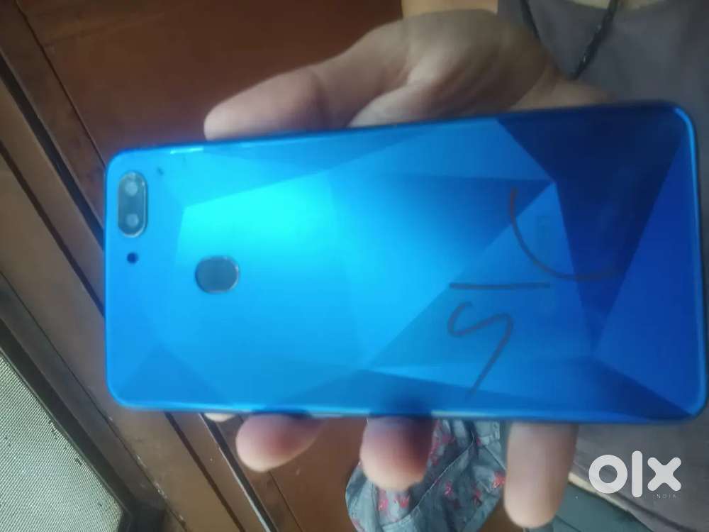 4gb 32 gb good condition