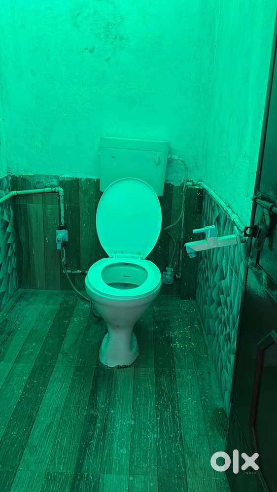 Full bulding for rent & lese