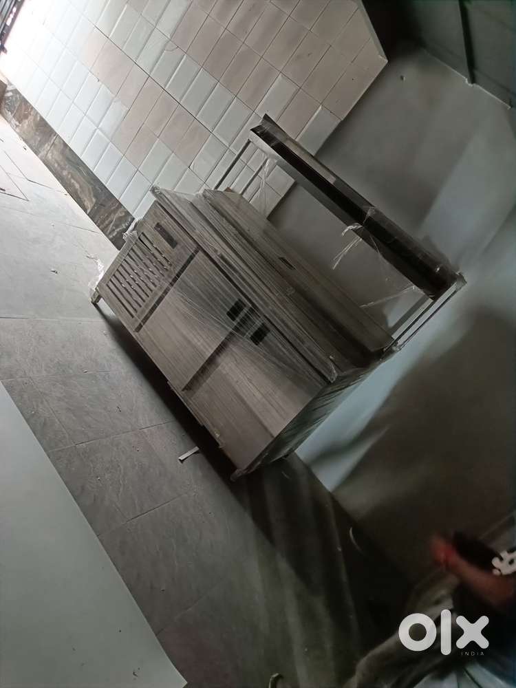 Complete kitchen for cafe