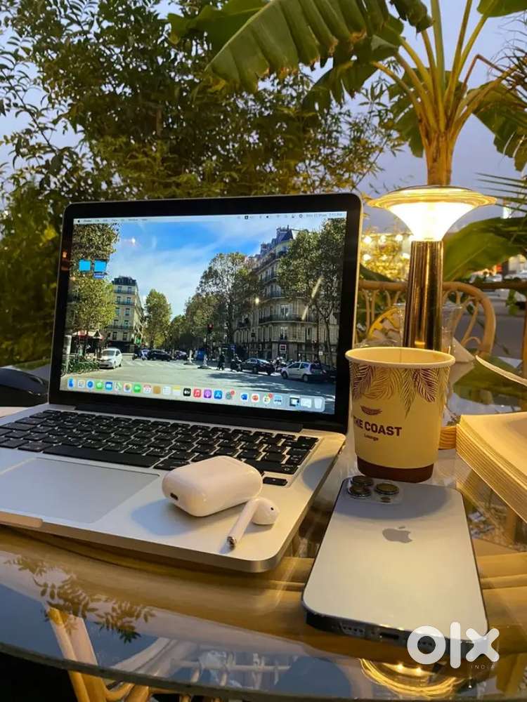 Social Media - Work From Home