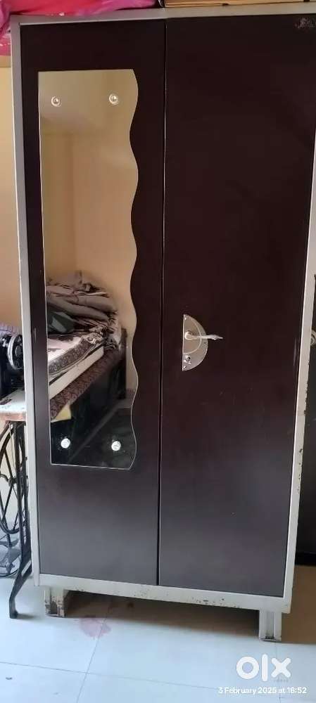 Wardrobe or iron almari 6.5 feet