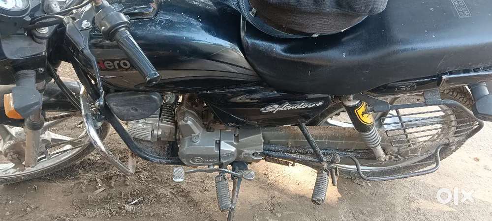 Jis kisi bhai ko Splendor bike lena ho to sampark kare