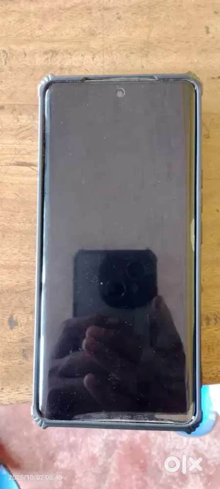 IQ Z9s  8gb ram 128gb roam