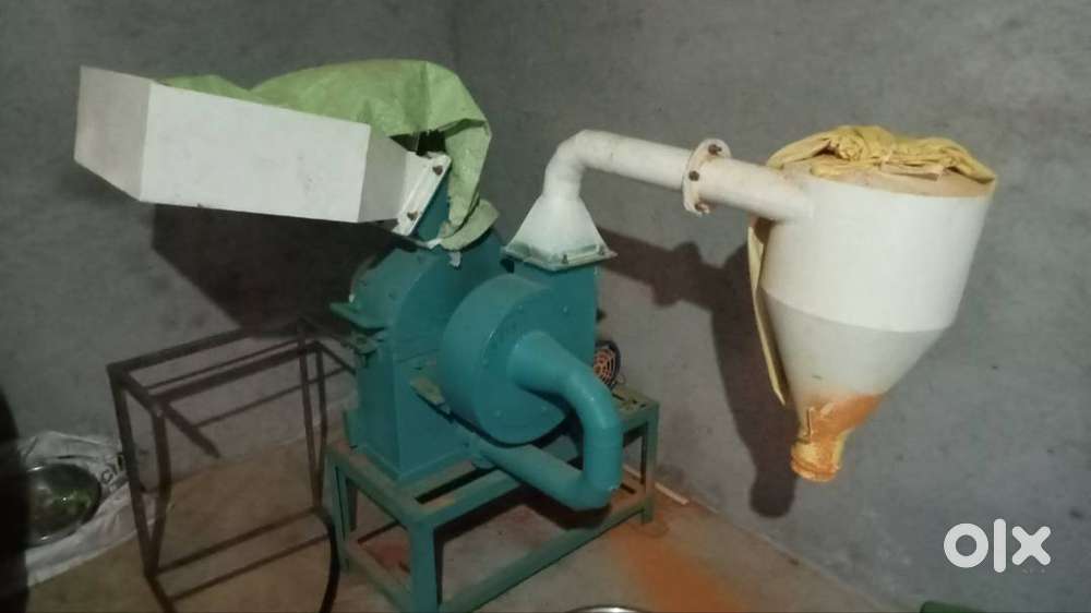 Pulvalzar chaki grinder