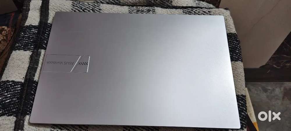 Laptop with All accessories with store Bill