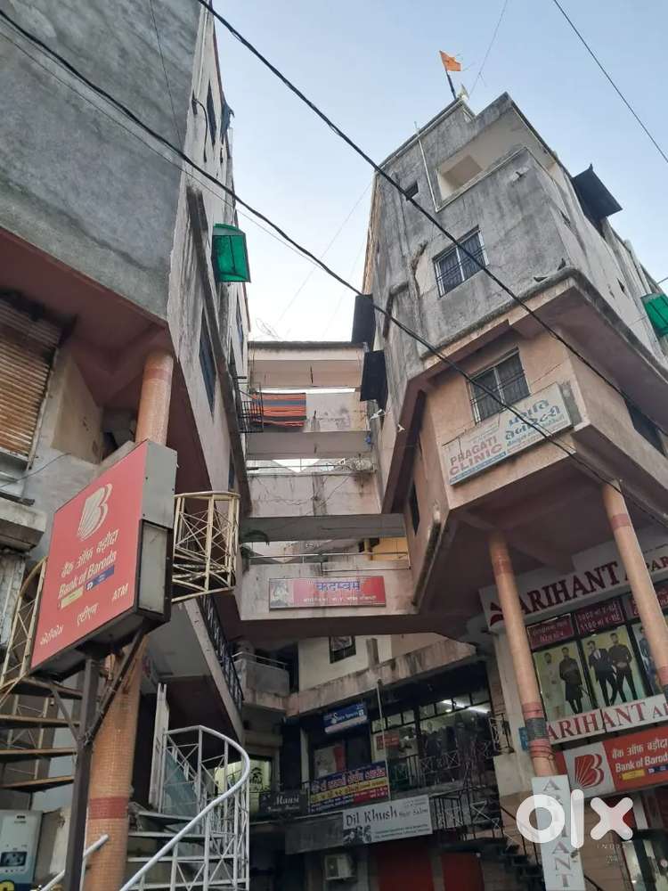 ROOM FOR RENT IN MIDDLE OF THE CITY OF VADODARA