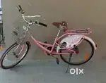 Girls Lady bird breeze bicycle pink.