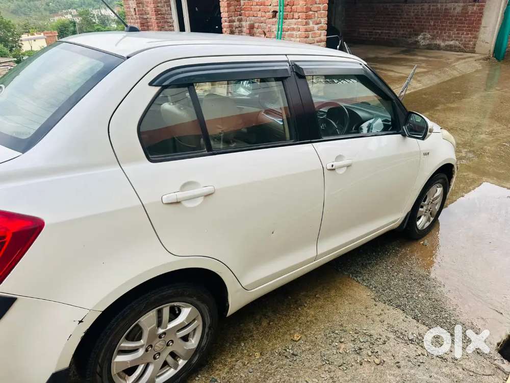 Maruti Suzuki Dzire 2014 Petrol 122000 Km Driven