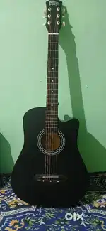 ACOUSTIC GUITAR WITH STRINGS SET cover also