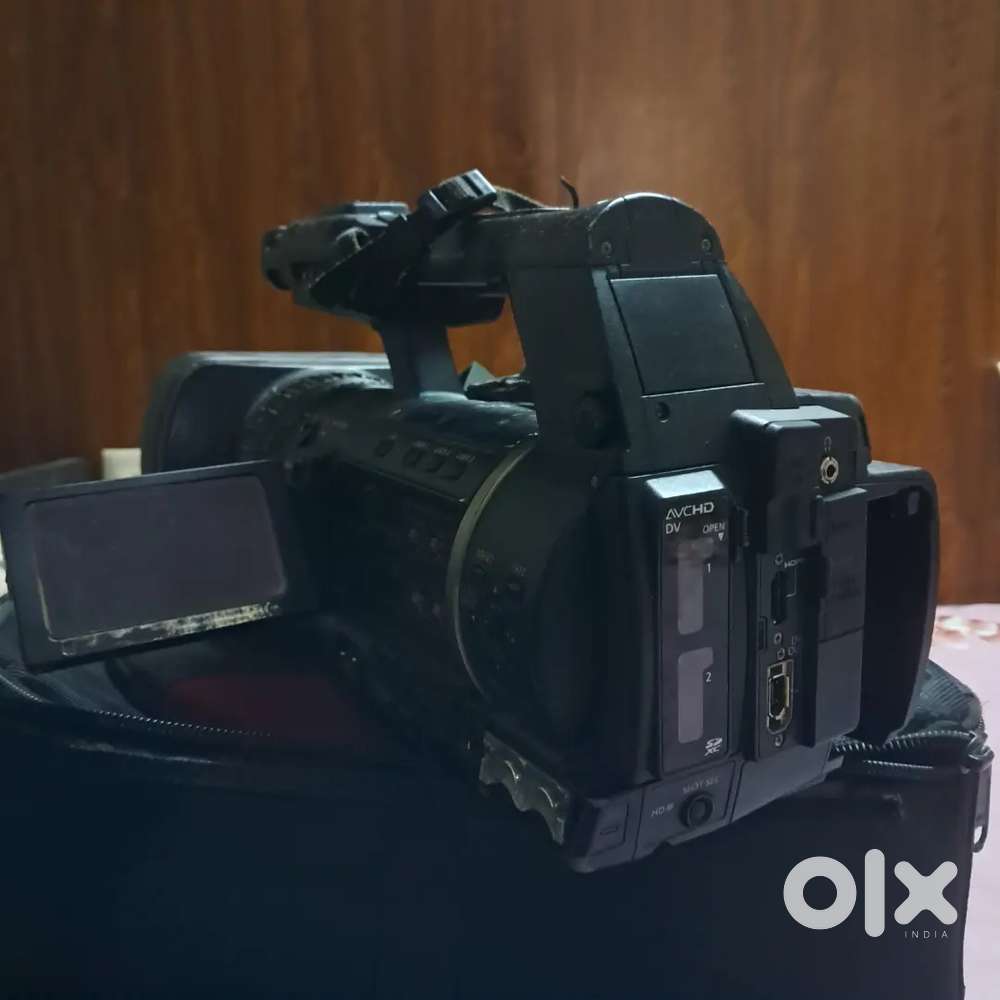 Panasonic Camcorder For Live Streaming & Videography