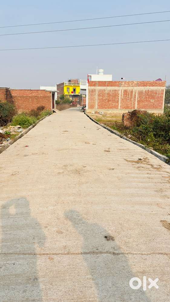 Plot for sale on 20 feet road