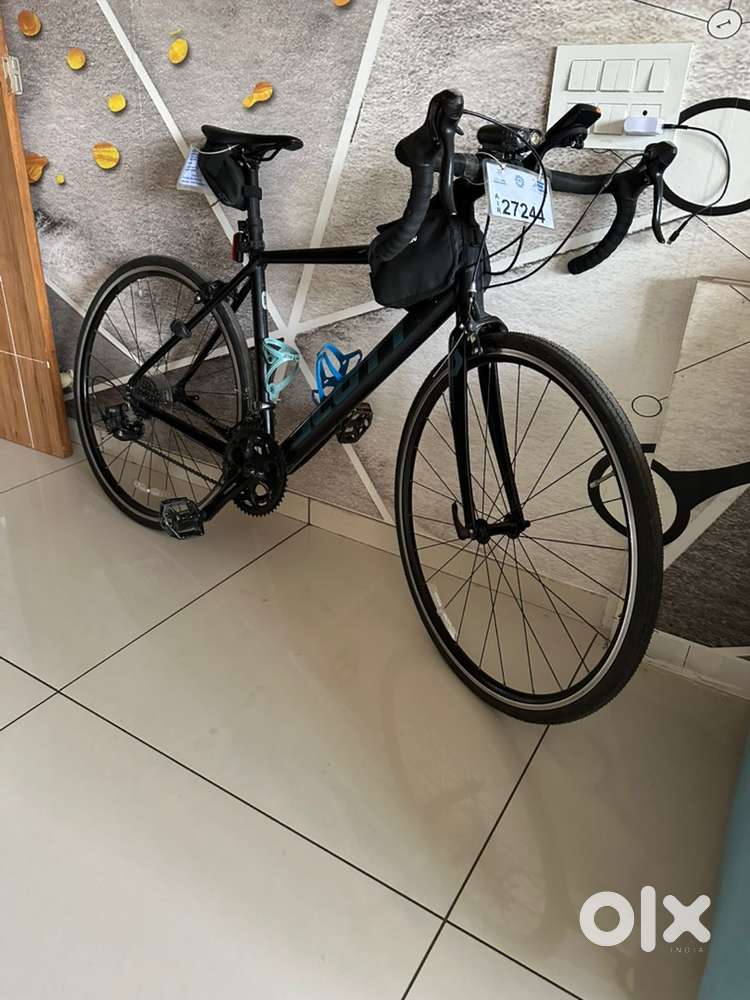 SCOTT SPEEDSTER 50 ENDURANCE ROAD BIKE Model No : 290387
