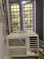 ONIDA A. C 1 TON OLD SALE FOR RS. 8000
