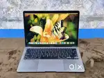 M1 Chipset 2022 Purchase 8GB/256GB SSD 13InchDisplay Apple Macbook Air