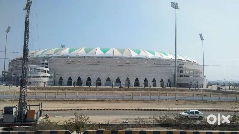 प्राइम लोकेशन stp चौराहा गोमती नगर एक्सटेंशन शालीमार वन