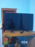 Sony 32 inches wide smart tv