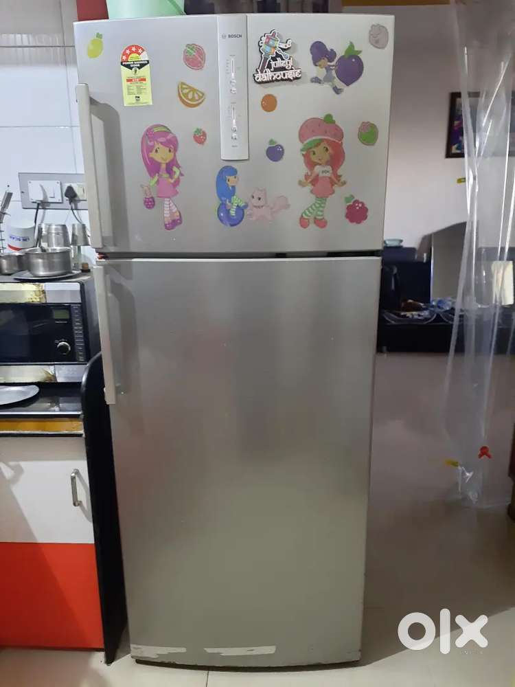 Bosch double door fridge 351 ltrs