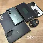 Samsung' s23 ultra only  6 month old with bill box warranty