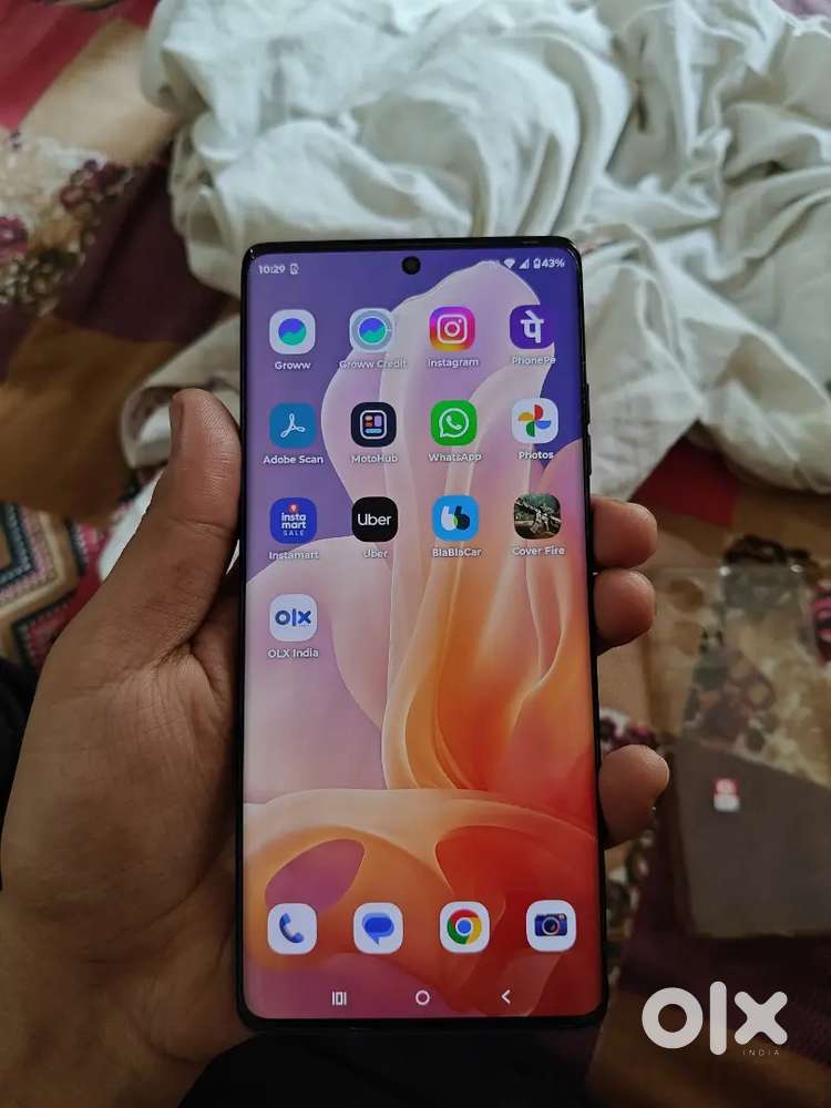 Moto g85 curved