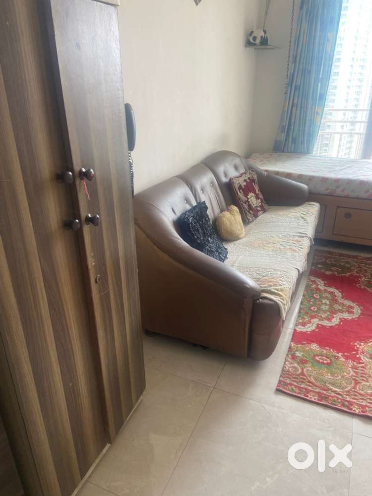 1 hall n kitchen sharing