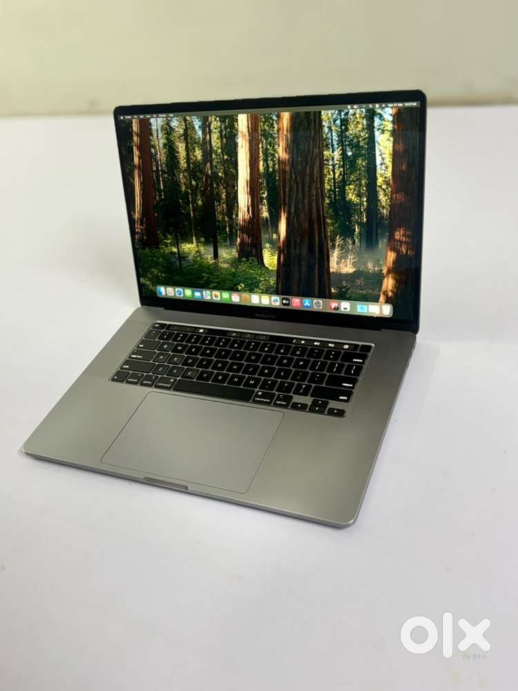 Macbook pro i9 ,16gb ram,512gb nvme,6gb graphic card