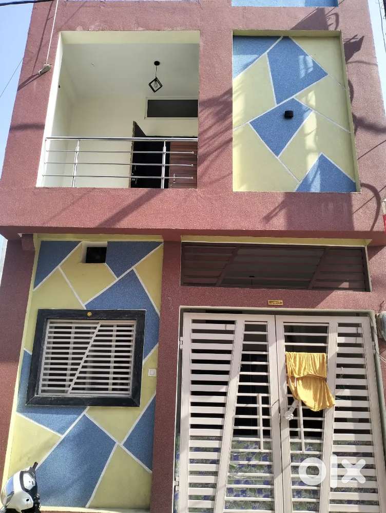 नया बना हुआ है