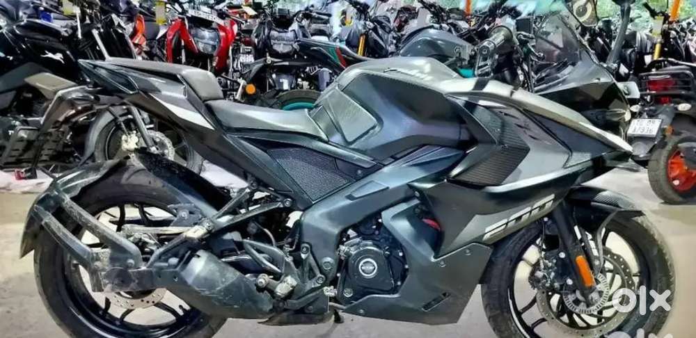 2 eyes head lamp pulsar rs 200 year 2023