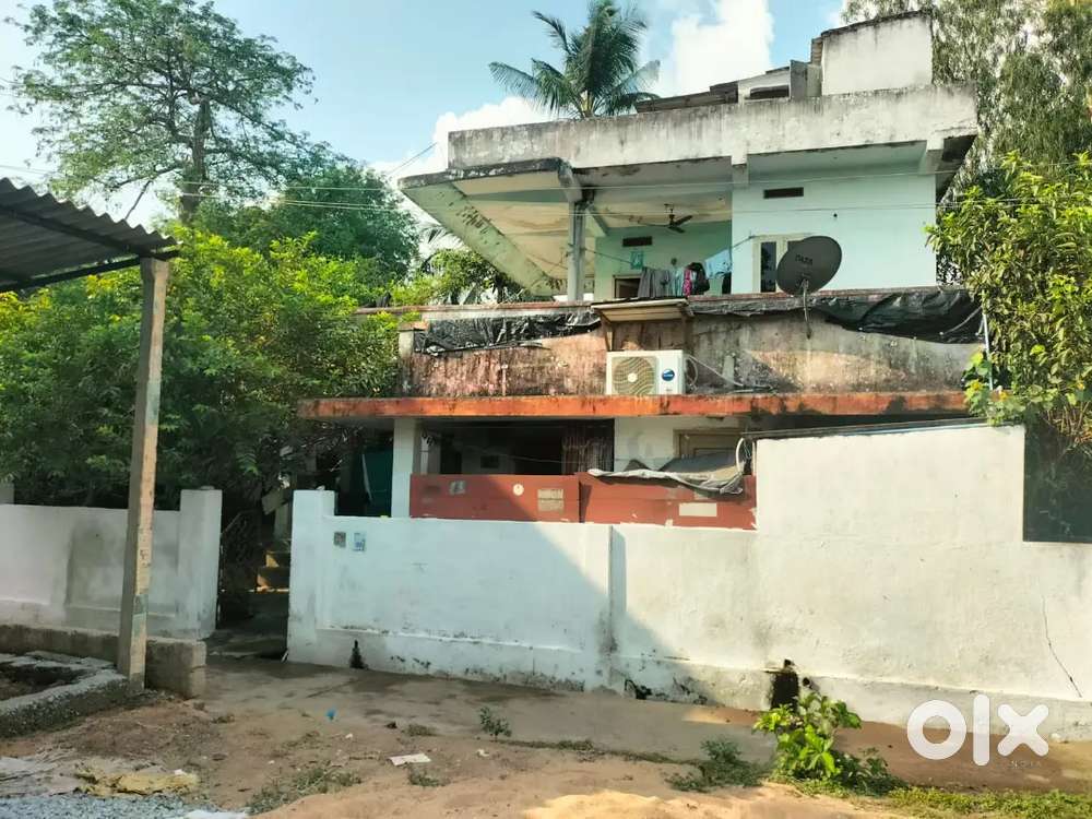 Building near gudivada - vijayawada main road