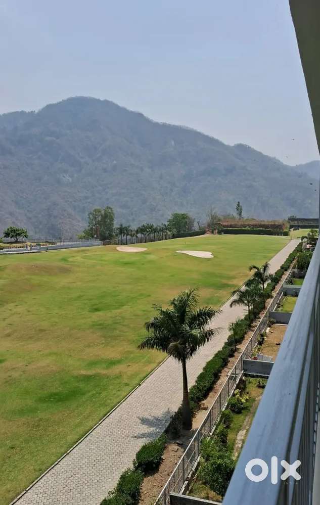 Golf Facing Corner Unit