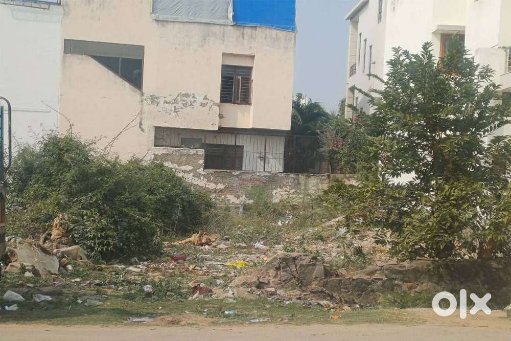 2340 Sq/f UIT Plot for sale in new keshaw nagar in udaipupr (Raj.)