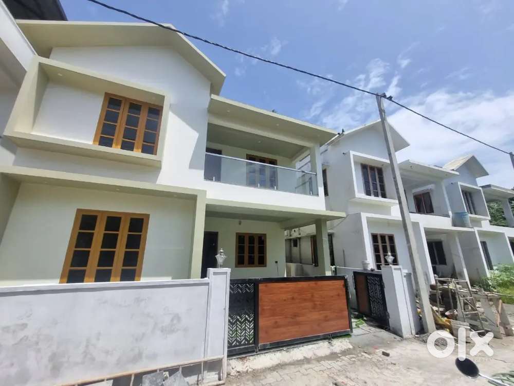 Edappally cheranalloor 3cent house for sale