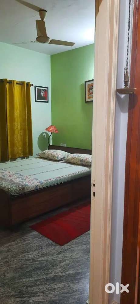 3 ROOM , BATHROOM , BED = 6000₹ //2 ROOM , BATHROOM , BED = 4500₹