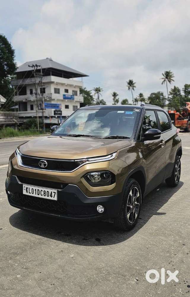 Tata Punch 1.2 Revotron Creative AMT Dual Tone, 2024, Petrol