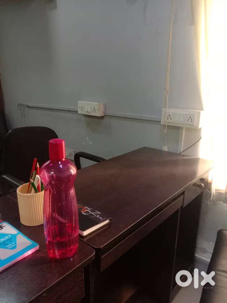 Female assistant or office head