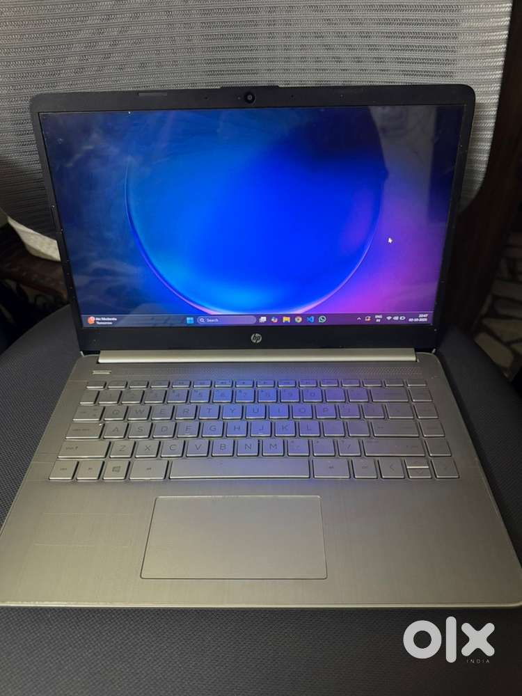 HP 14s i5 10th gen, 8GB  512GB