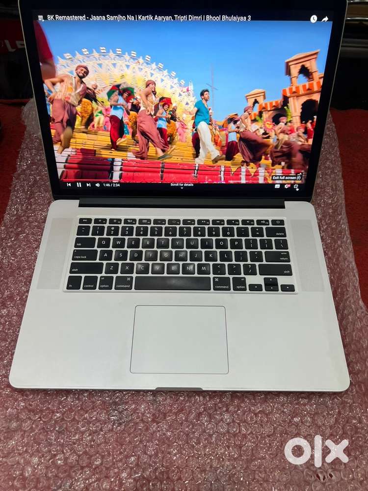 Apple i7 Laptop urgent sale 8/256 high speed laptop